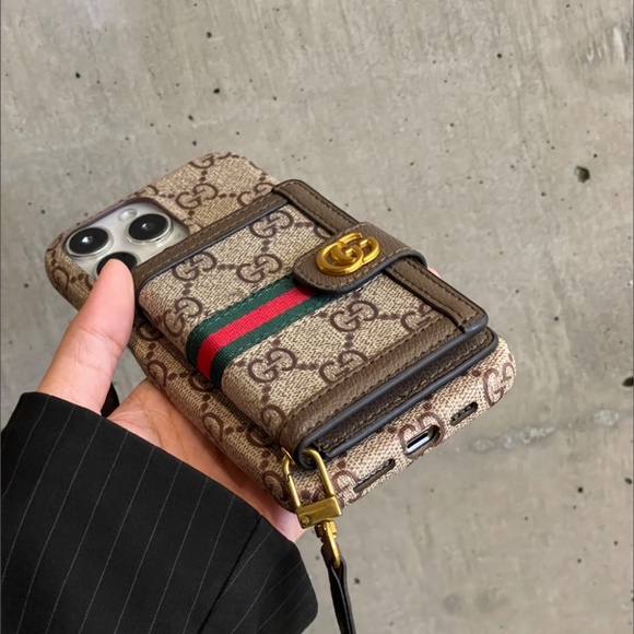 Gucci Monogram Beige and Green Phone Case with Strap - Picture 5 of 6